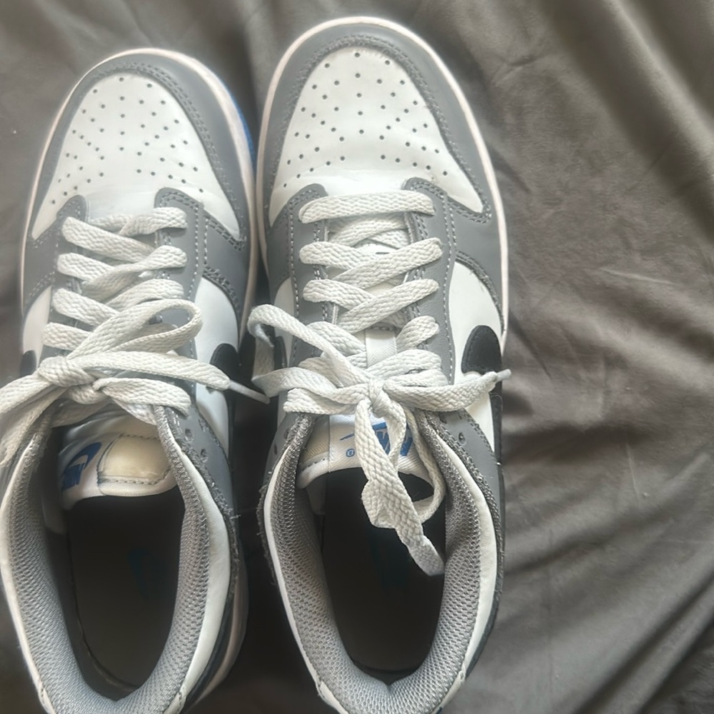 Nike dunks size 5.5 big kids unisex shoe